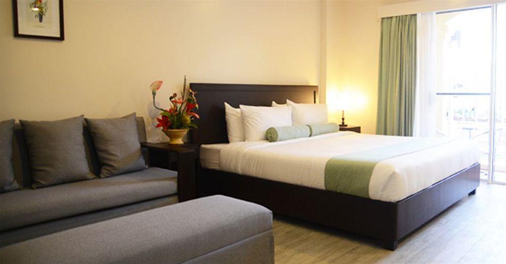 Subic Coco Hotel Олонгапо Экстерьер фото