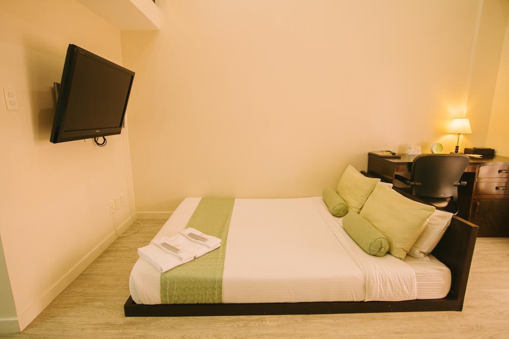 Subic Coco Hotel Олонгапо Номер фото